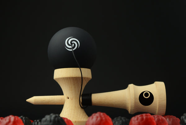 OKendama Candy3 - Black/Red - AntiSkid